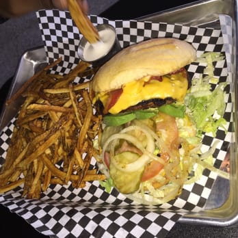 Tapester's Grill - Bacon cheeseburger avocado .. ;) - American Near Me - Houston, Texas