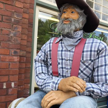 Candy Dish - A warm welcome by this friendly local - Candy Stores Near Me - Nashville, Indiana