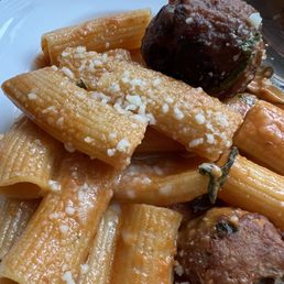 Spicy Rigatoni added 2 meatballs Spicy Rigatoni added 2 meatballs