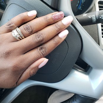Le Petit Nails Salon - Nail Salons Near Me - Shorewood, Illinois