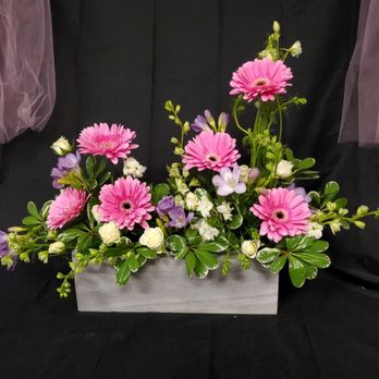 Leaning Lily - Florists Near Me - Richmond, Indiana Leaning Lily - Florists Near Me - Richmond, Indiana