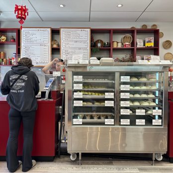 Kam Wai Dim Sum - counter where you pick and pay - Dim Sum Near Me - Vancouver, British Columbia