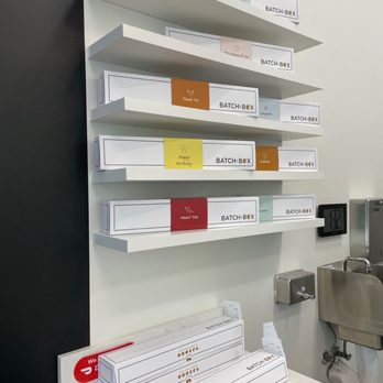 Batch & Box - Del Mar - Fancy boxes - Bakeries Near Me - San Diego, California