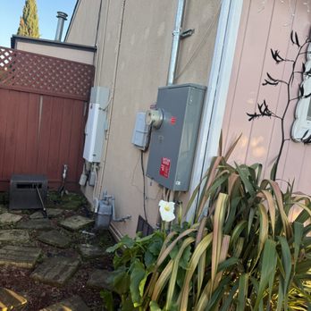 ABT Electric - 200 amp upgrade service with existing solar & battery - Electricians Near Me - Hayward, California