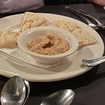 Sages Restaurant - Tuscan White Bean Hummas - Italian Near Me - Redmond, Washington