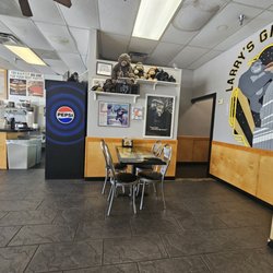Larrys Giant Subs