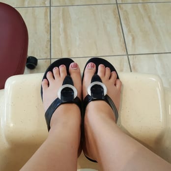 Golden Nails - Toes ended up looking okay, even though pedicure was sore - Nail Salons Near Me - Honolulu, Hawaii