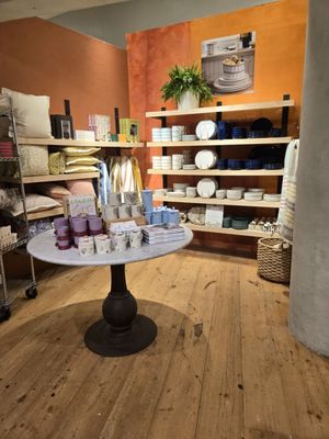 Anthropologie by null