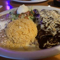 9. Enchiladas de Mole 9. Enchiladas de Mole