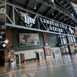 Packer Fan Tours