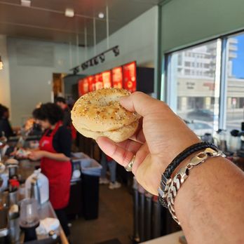 Starbucks - EVERYTHING BAGEL & CREAM CHEESE - Coffee & Tea Near Me - Fort Lauderdale, Florida