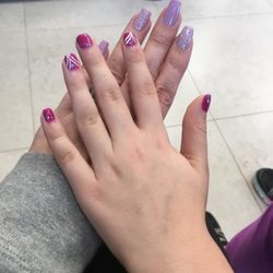Bee Nails & Spa