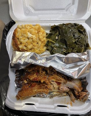Ma Lessie's Chicken & Waffles by null