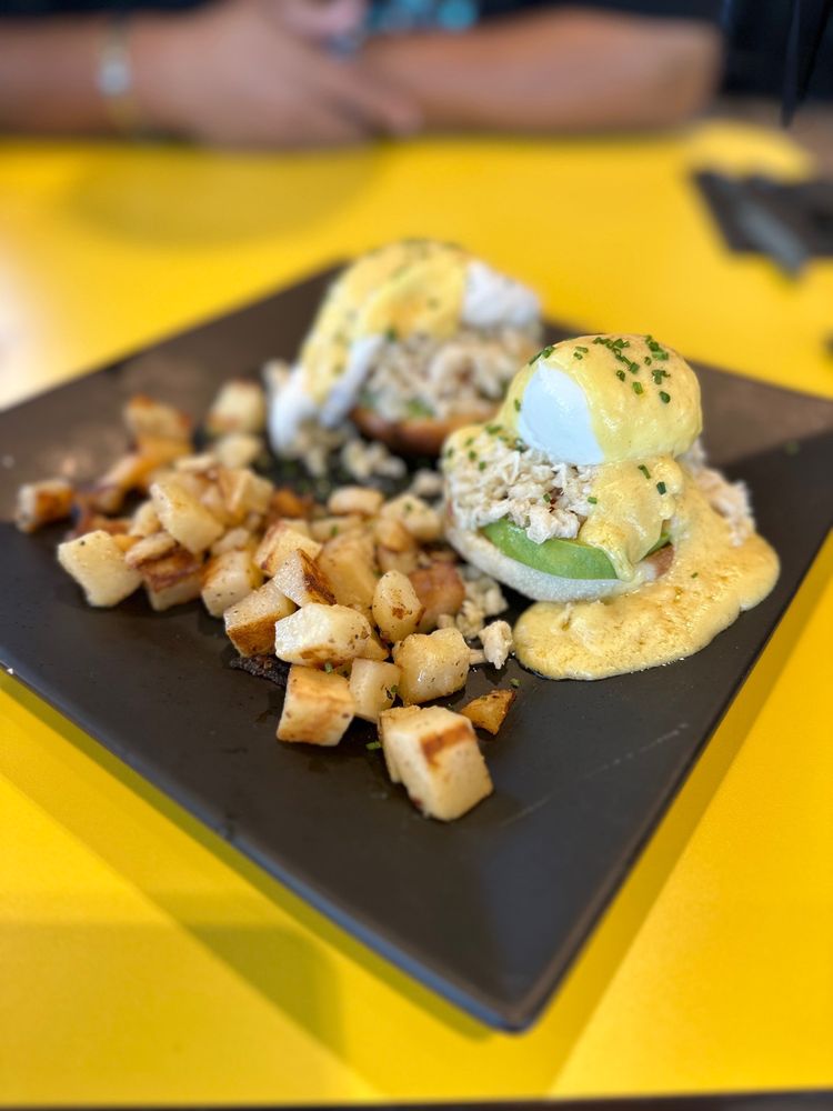 EPIC EATS TEMECULA CLOSED Updated August 2024 203 Photos & 220