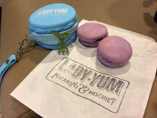 Lady Yum Seatac Airport Concourse A by null