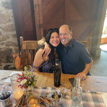 Ehlers Estate - Wine happy - Wineries Near Me - St Helena, California