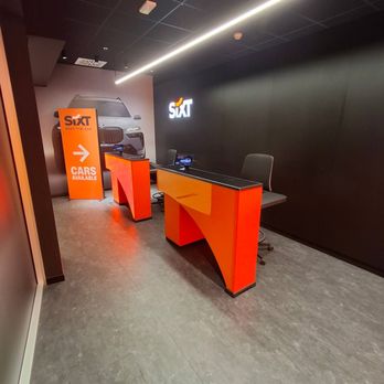 Sixt - Sixt Autonoleggio Malpensa Aeroporto T2 - Car Rental Near Me - Ferno, Virginia