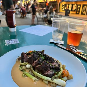 Rivertown Tap - Steak cooked perfect - New American Near Me - Phoenixville, Pennsylvania