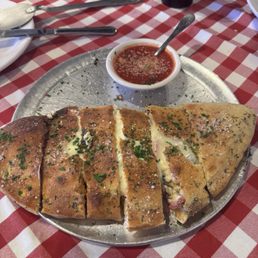 Calzone Calzone