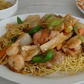 Ben Ben Restaurant - Fried noodles Cantonese style. - Chinese Near Me - Ottawa, Ontario