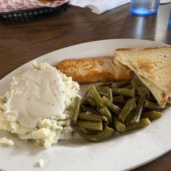 Local Flavor - Salmon dinner - American Near Me - Branson, Missouri