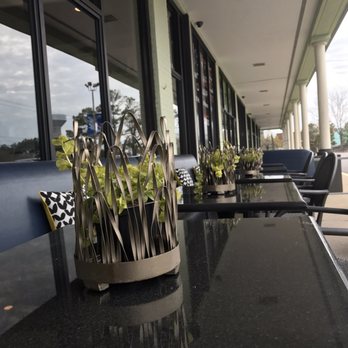 Bay Local Eatery - Outdoor patio - Breakfast & Brunch Near Me - Virginia Beach, Virginia