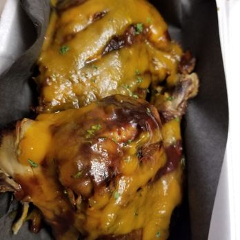 Food Fight BBQ - Smoked chicken with mango habanero sauce - Barbeque Near Me - Brampton, Ontario Food Fight BBQ - Smoked chicken with mango habanero sauce - Barbeque Near Me - Brampton, Ontario