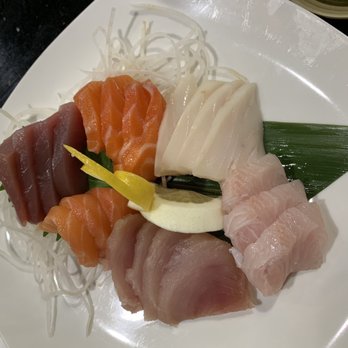 Wedashii - Another beautiful presentation of the chef's choice 21 pc sashimi, no octopus - Sushi Bars Near Me - Sacramento, California Wedashii - Another beautiful presentation of the chef's choice 21 pc sashimi, no octopus - Sushi Bars Near Me - Sacramento, California