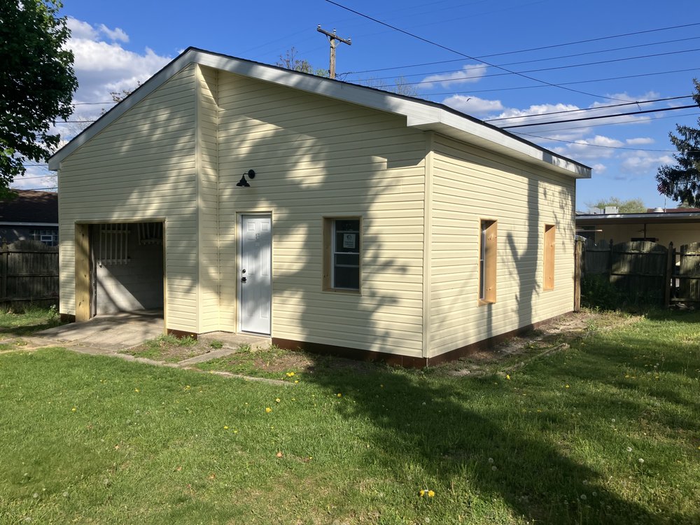 Slide of Hammer Away General Contracting