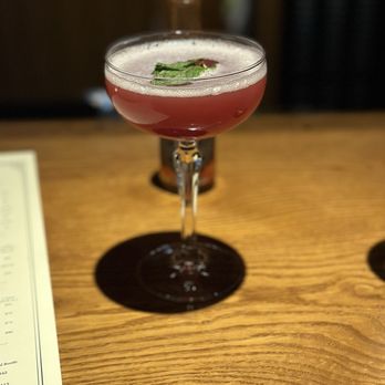 Maple Tree Inn - Specialty cocktail-Garden of Simple - Southern Near Me - Homewood, Illinois Maple Tree Inn - Specialty cocktail-Garden of Simple - Southern Near Me - Homewood, Illinois