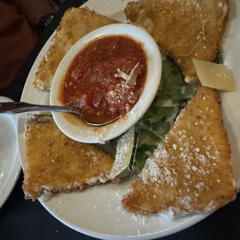 Di Lisio's - Fried mozzarella- they were huge!  Each was much Bigger than a 1/2 piece of toast. - Italian Near Me - Winston-Salem, North Carolina