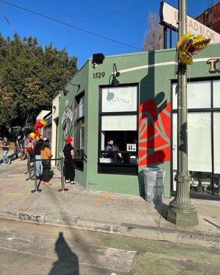 The Win~Dow Silver Lake by null The Win~Dow Silver Lake by null