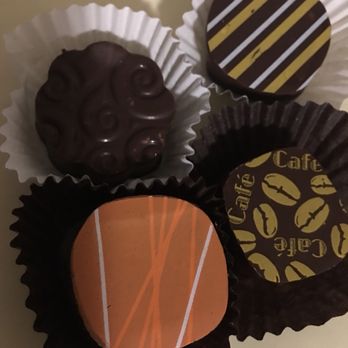 Le Chocolatier - Just tasting some truffles. They all tasted the same. - Chocolatiers & Shops Near Me - North Miami Beach, Florida Le Chocolatier - Just tasting some truffles. They all tasted the same. - Chocolatiers & Shops Near Me - North Miami Beach, Florida