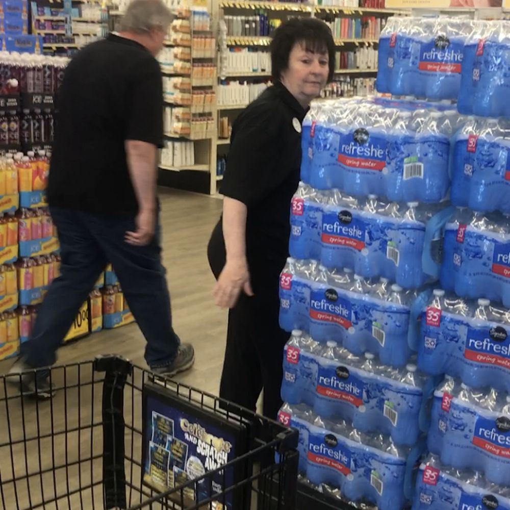 Jewel-Osco - The lady clearly highlighted to the right (wasn't able to get face as vividly) - Grocery Near Me - Schaumburg, Illinois Jewel-Osco - The lady clearly highlighted to the right (wasn't able to get face as vividly) - Grocery Near Me - Schaumburg, Illinois