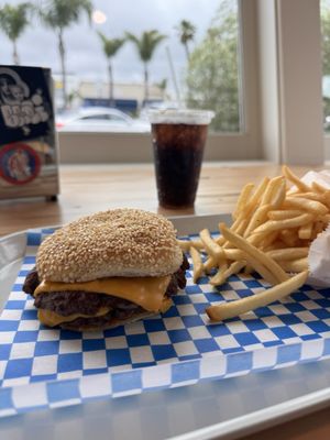 Matty's Patty's Burger Club by null