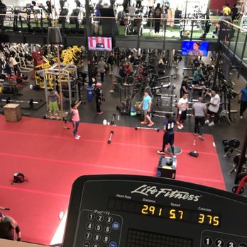 Gold's Gym - Gyms Near Me - Capitol Heights, Maryland