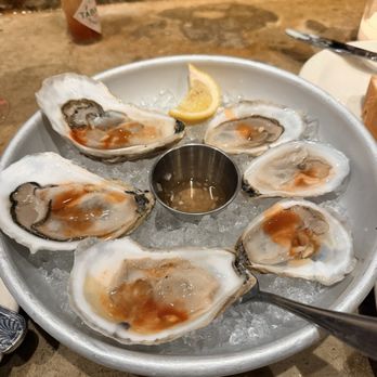Street & Co. - Half a dozen oysters - Seafood Near Me - Portland, Maine