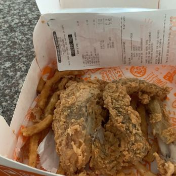 Popeyes Louisiana Kitchen - It looked unlike chicken. - Fast Food Near Me - Clermont, Florida