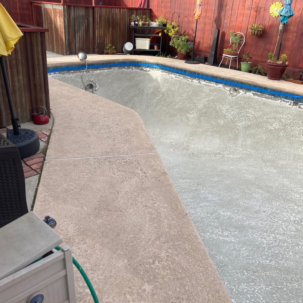 Burkett’s Pool Plastering - Damaged tiles - Pool & Hot Tub Service Near Me - Ripon, California