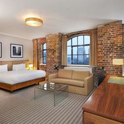 DoubleTree by Hilton Hotel London - Docklands Riverside - Guest room