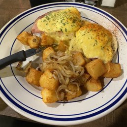 Eggs Benedict