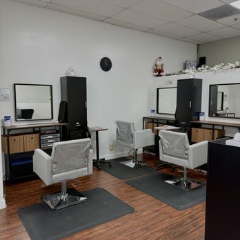 Hair Wave - Under new ownership - Hair Salons Near Me - Canyon Country, California Hair Wave - Under new ownership - Hair Salons Near Me - Canyon Country, California