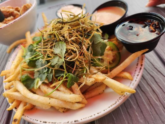 Abang Yoli Malcolm Yards by null