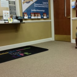 Caromont Medical Group - Check in counter