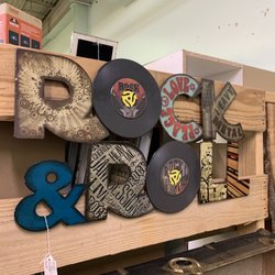 Owls Nest Antique Mall & Flea Market - I love rock and roll