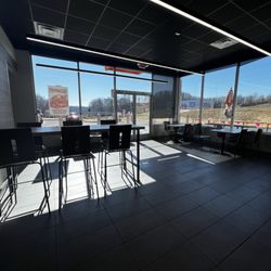 Dunkin - Dinning