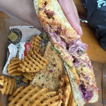 Twisted Grilled Cheese - Buffalo Chicken is so flavorful! - Food Trucks Near Me - Houston , Texas Twisted Grilled Cheese - Buffalo Chicken is so flavorful! - Food Trucks Near Me - Houston , Texas