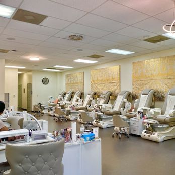 Bali Nails And Spa - Clean and calming - Nail Salons Near Me - Asheville, North Carolina