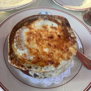 Le Diplomate - Onion Soup Gratine - Brasseries Near Me - Washington, DC, District of Columbia