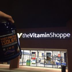 The Vitamin Shoppe - FEEDIN DEZE TUNKS!